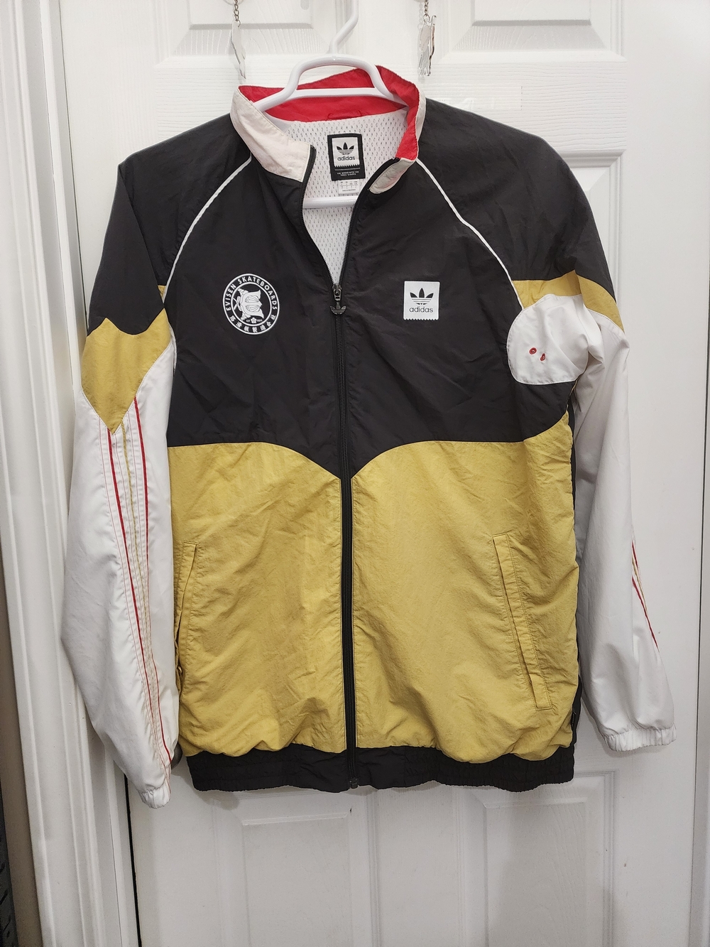 adidas Men’s Black/Gold/White Colorblock Windbreaker Jacket